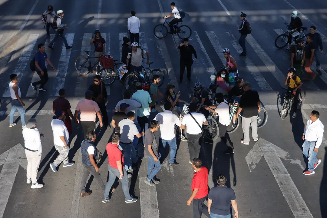 Manif Biciusuarios Via Atlixcayotl Ciclistas