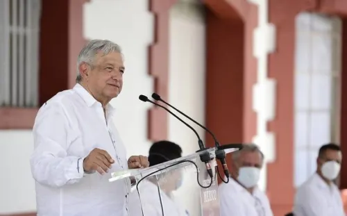 AMLO prevé instalación de 10 parques industriales en el Istmo de Tehuantepec