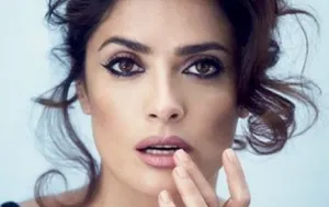 Salma Hayek le envió un controversial saludo a Donald Trump