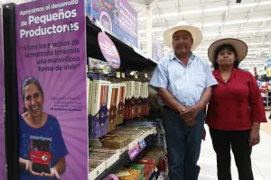Unos 25 pequeños productores venderán artículos en Walmart