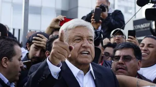 López Obrador se reúne con su futuro gabinete