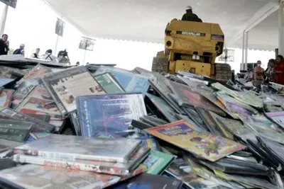 Asegura MPF más de 13 mil piezas de material apócrifo durante un operativo