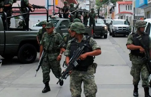 Huachicoleros abren fuego contra militares; ahora en Tlalancaleca