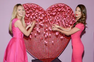 Ángeles de Victoria’s Secret comparten tips para San Valentín
