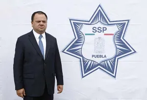 Confirman suspensión de policía que agredió a mujer en Periférico