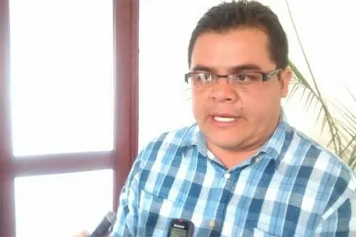 Edil de Tochtepec envía propuesta a ANAC para impulsar contratación de seguros de vida para alcaldes