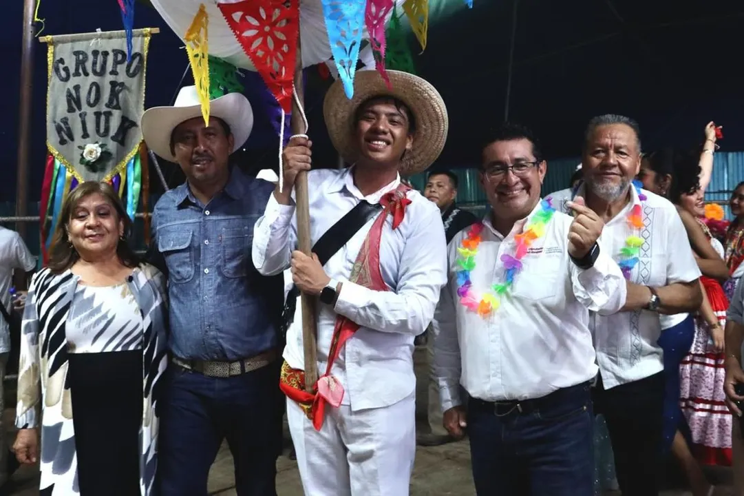 Congreso Pue Pavel Gaspar Feria San Pedro Yeloixtlahuaca