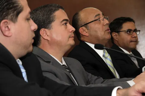 IEE aplaude que RMV se mantenga al margen de las elecciones