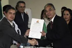 IEE decide modificar lista de plurinominales