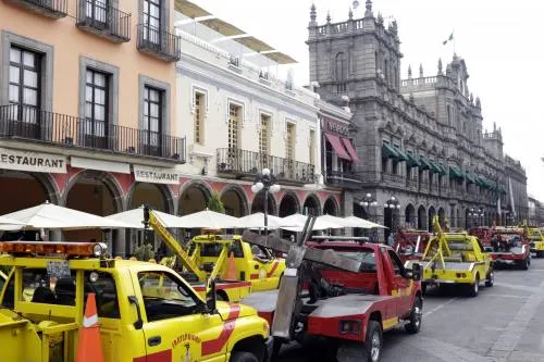 Proceso de licitación para la prestación del servicio de grúas queda desierto
