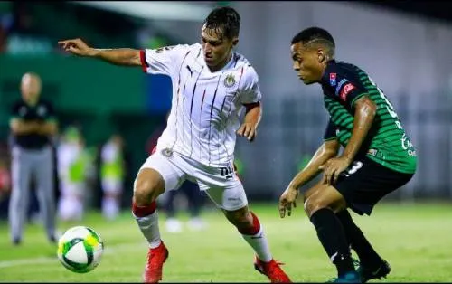 Chivas rescata empate y avanza invicto en Copa MX