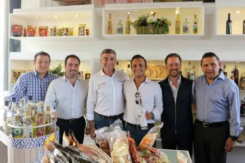 Gali suma esfuerzos con productores e inaugura la Tienda de Productos Agroindustriales