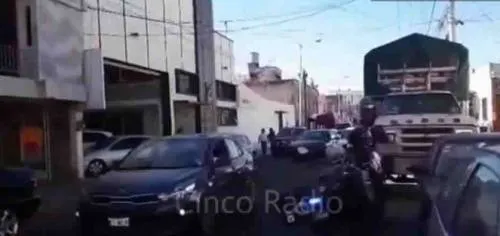Cuentahabiente sufre asalto en el Barrio de Santiago