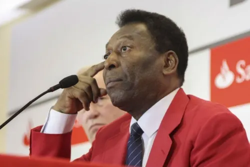 Pelé, en cuarentena en su casa para evitar Covid-19