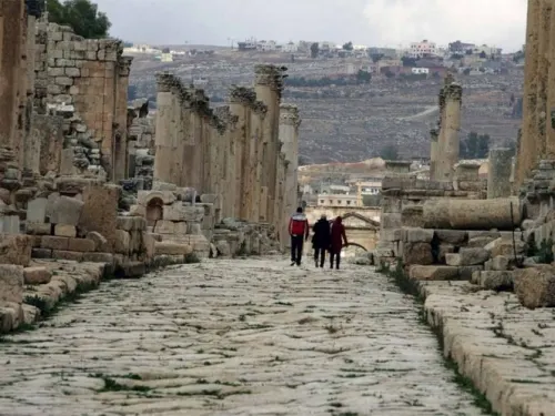 Apuñalan a tres turistas mexicanos y una suiza en Jordania