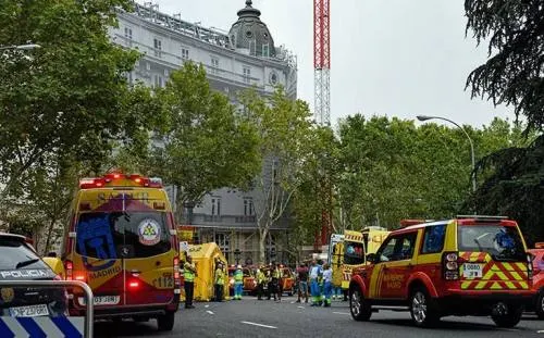 Derrumbe en obras del hotel Ritz de Madrid deja un muerto
