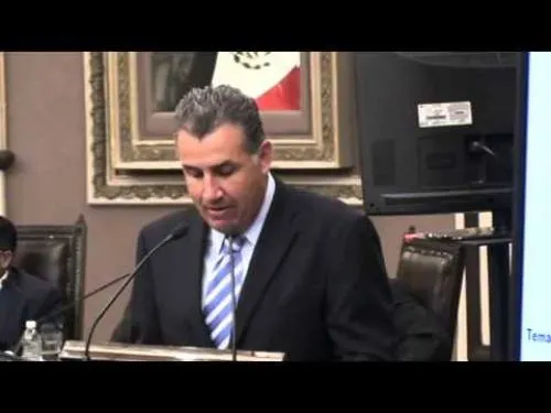Diputados viajan a EU pero aseguran que fue con recursos propios y no con cargo al Congreso
