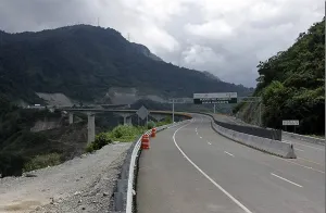 Pobladores amenazan con nuevo cierre de la México-Tuxpan
