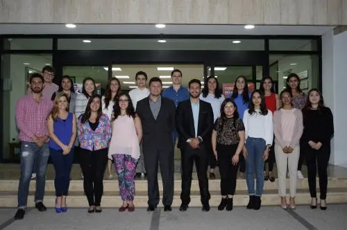 Alumnos Anáhuac se reúnen con el Director de Apoyo y Protección de Migrantes