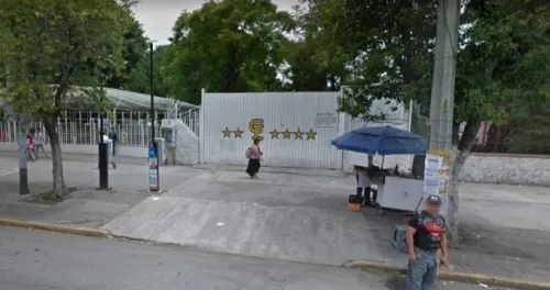 Docente de primaria de CENHCH acusa despido injustificado