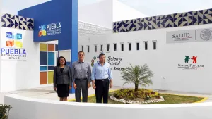 Entrega RMV infraestructura y taxis en Coronango
