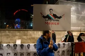 Esperan padres de normalistas reunión con EPN en siguiente semana