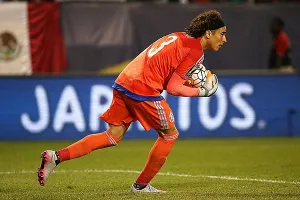 Se abriría el panorama para Memo Ochoa