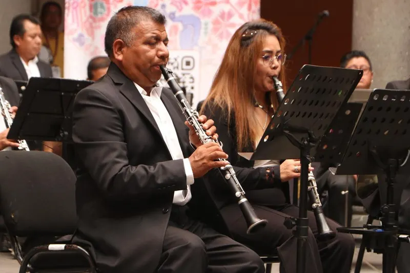 banda-sinfonica-mixteca-20-aniversario-20-aniversario
