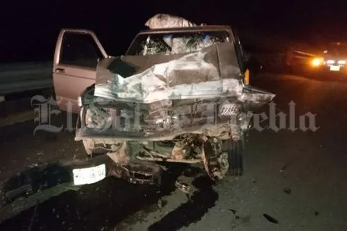 Choque en la carretera Tepeaca deja dos heridos