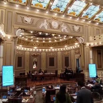 Diputados poblanos se despachan con la cuchara grande: 7 mdp para sus informes