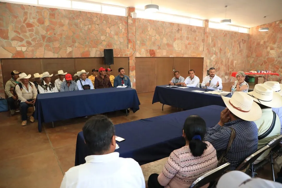 Ayuntamiento y Comités Ejidales