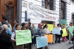 Habitantes de Atlixco se manifiestan por cobros excesivos del agua
