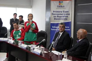 SEP reconoce el esfuerzo de deportistas poblanas