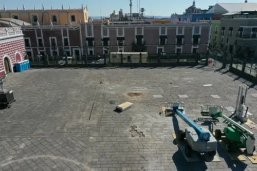 Retiran estructura que albergó a la Capilla Sixtina