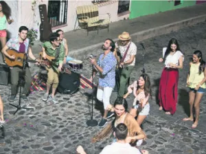 ‘El Potrillo’ tiene el corazón roto