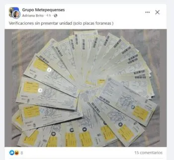 Exhiben venta ilegal de hologramas de verificación en grupos de Facebook en Atlixco