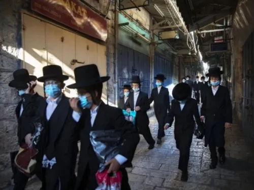 Israel impone toques de queda nocturnos por el Covid