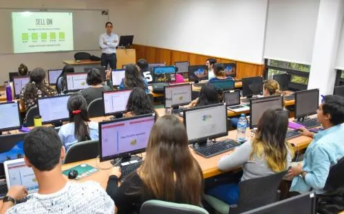 La UDLAP ofrece cátedras con expertos en temas de mercadotecnia