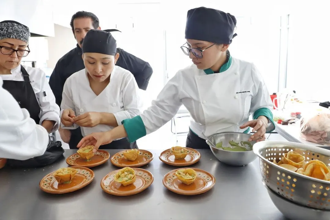 Escuela De Gastronomia Smdif Pue