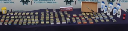 Detuvieron fuerzas municipales de Puebla a dos probables asaltantes de tienda Oxxo
