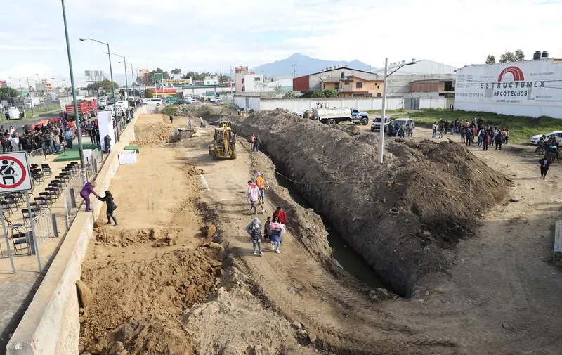 construccion-paso-superior-vehicular-central-de-abasto