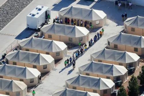 Más de 200 niños separados en la frontera no podrán reunirse con sus padres