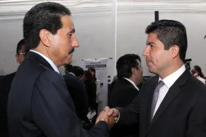 Expresiones en Derecho no desestabilizan a la institución: Esparza