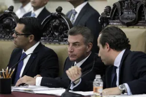 Alcalde podrá celebrar contratos PPS sin aprobación del Cabildo