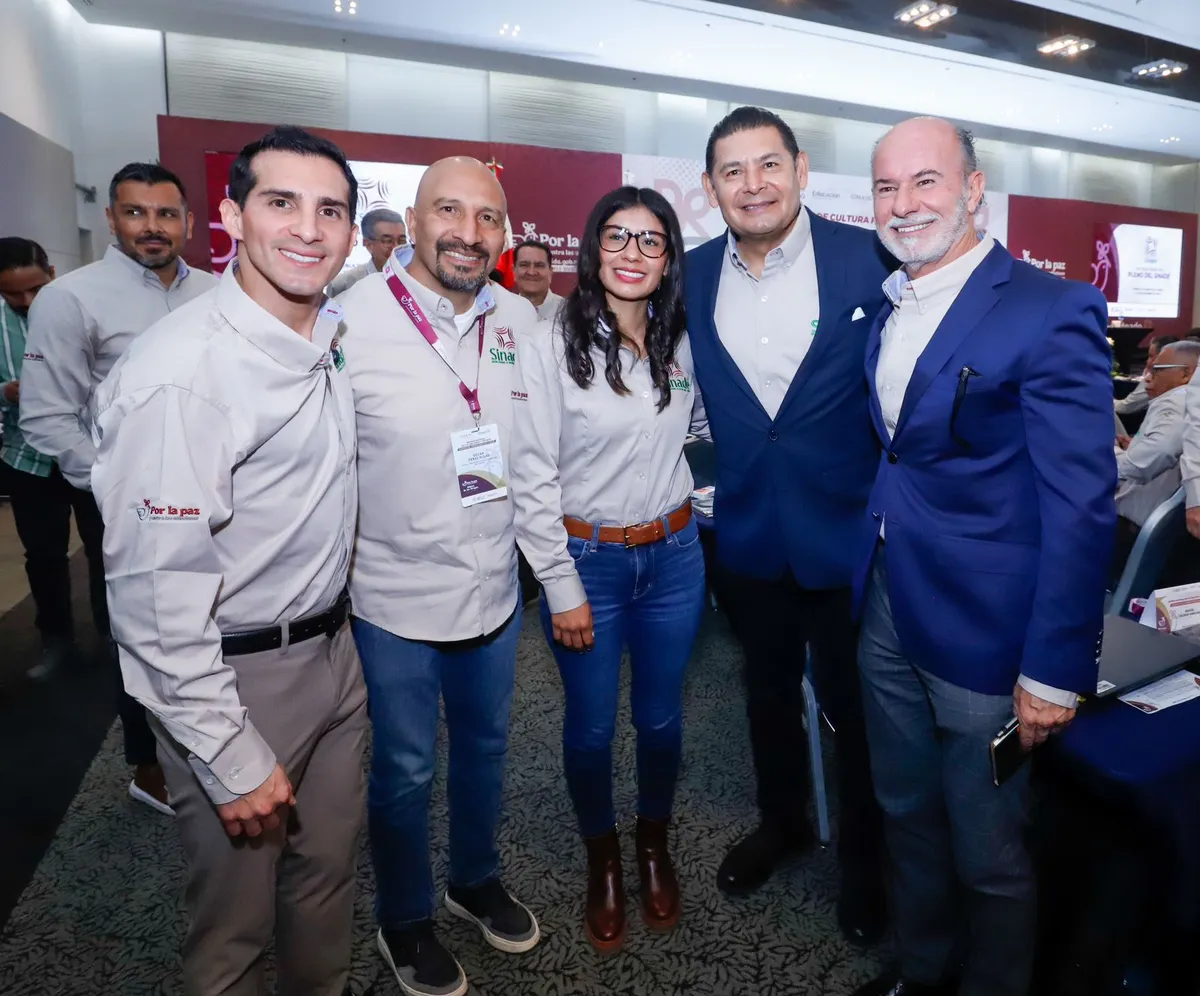 Con cumbre deportiva Sinade, cierra con broche de oro año de exitosa alianza Conade-Puebla