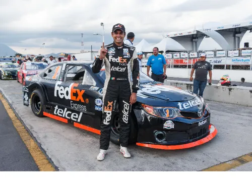 Pole position para Miji Dorrbecker de la Challenge en el Miguel E. Abed