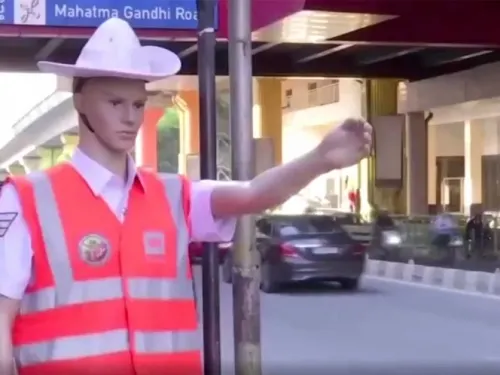 Gran idea: policías maniquíes para atrapar conductores