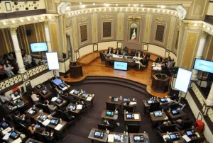 Envía RMV al Congreso iniciativas para sistema anticorrupción