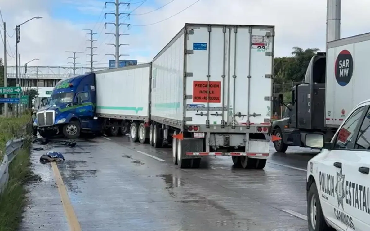 Accidentes múltiples en Periférico Ecológico provocan "tapón" de una hora