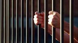 Aseguran a 2 hombres implicados en delito de robo